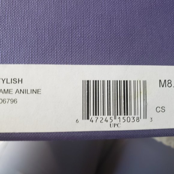 Stylish Red Amiline red patent peep toe pumps Stuart Weitzman 8 - Picture 2 of 11